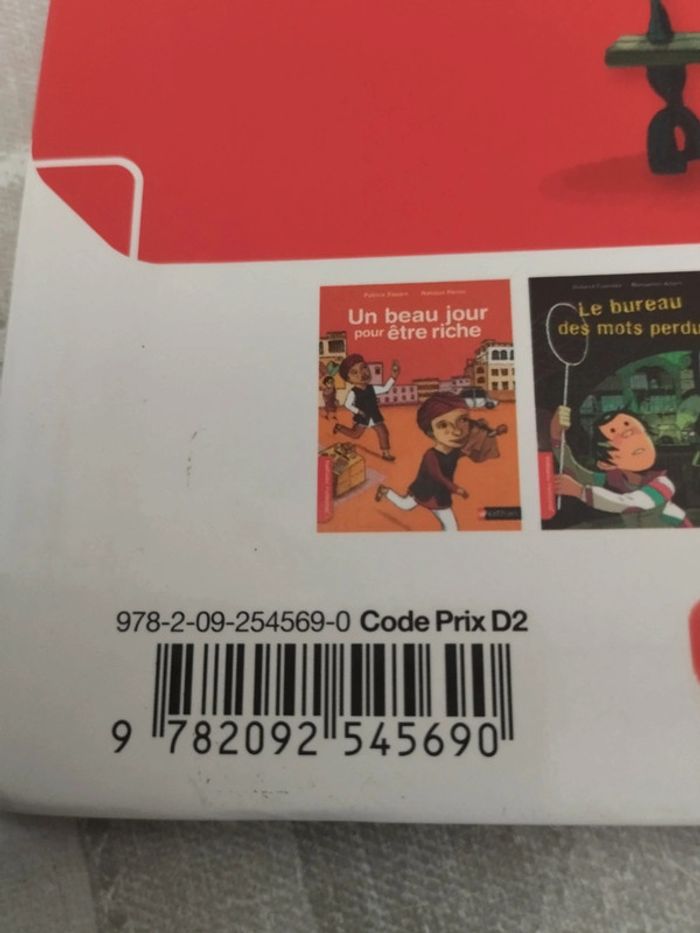 Livre : Pas touche à Charly ! - photo numéro 3