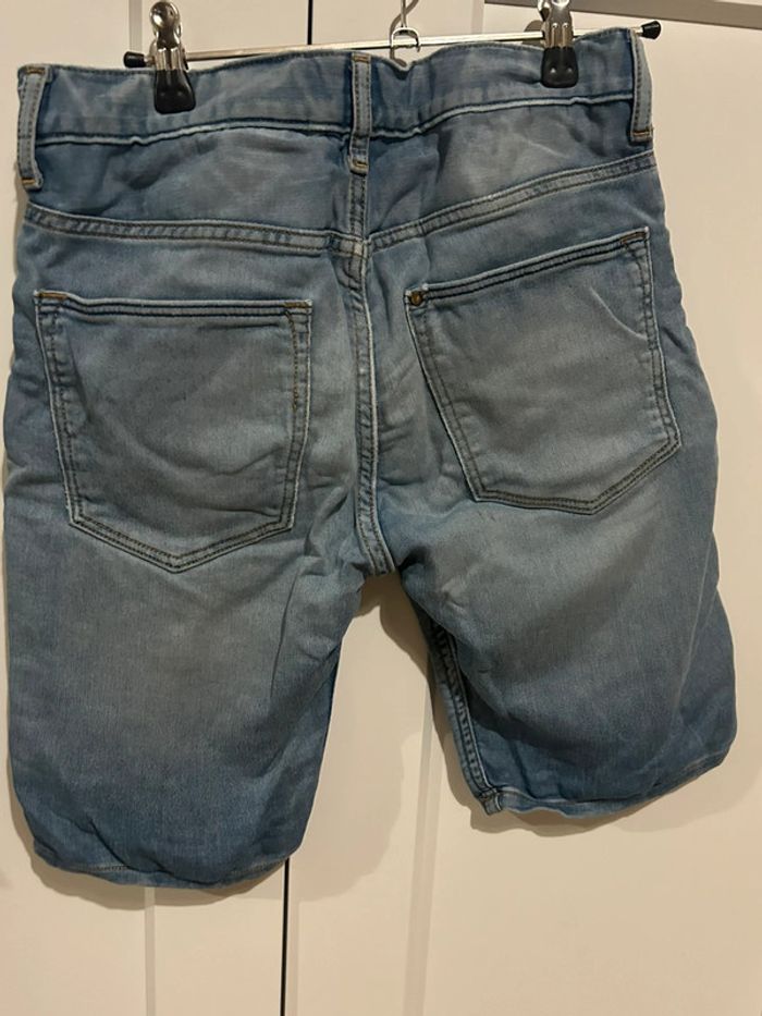 619 – bermuda / short en jean bleu clair H&M - photo numéro 7
