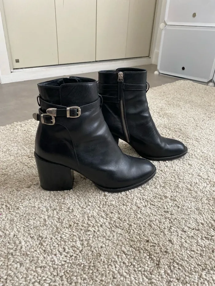 Boots noires Minelli