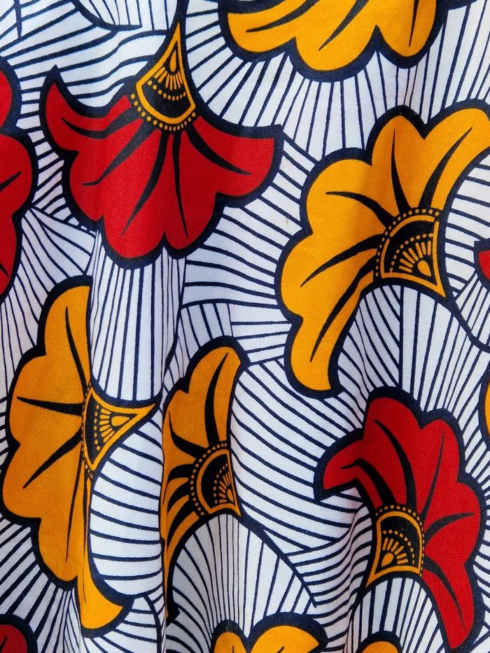 Blouse artisanale en wax Taille 38/40 voir les mesures - photo numéro 2