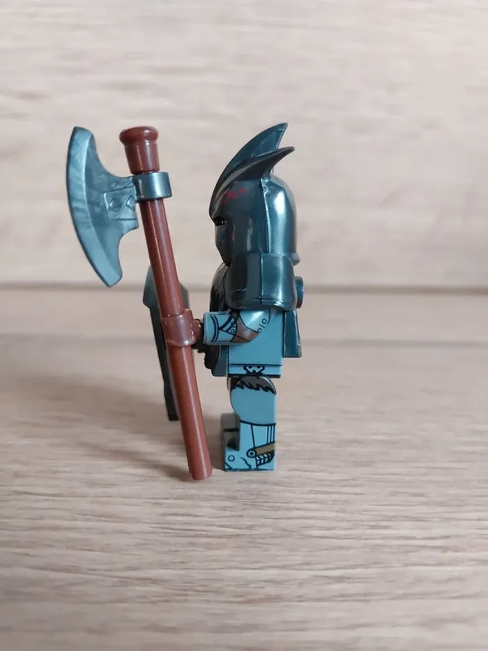 Figurine type lego guerrier orc seigneur des anneaux - photo numéro 2