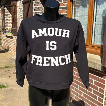 🩶 Pull amour is French – Taille Unique (34-40)