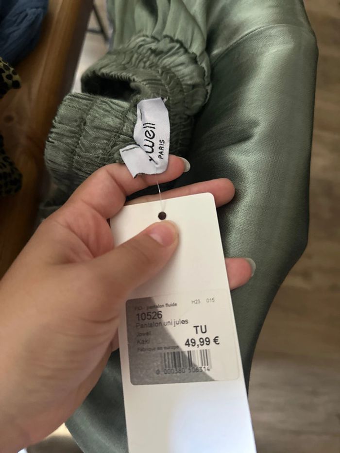 Pantalon fluide neuf - photo numéro 4
