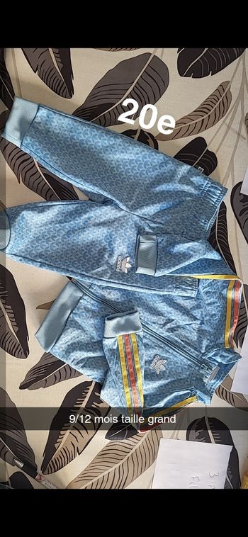 Survêtement addidas