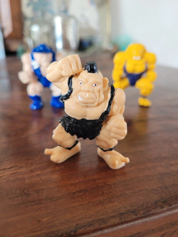 Vends lot de 3 monsters in my pocket Kellogg's 90s - photo numéro 5