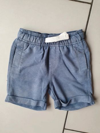 Lot 4 short 2 ans