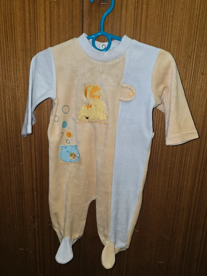 Pyjama bébé mixte beige et blanc – motif ourson & poisson