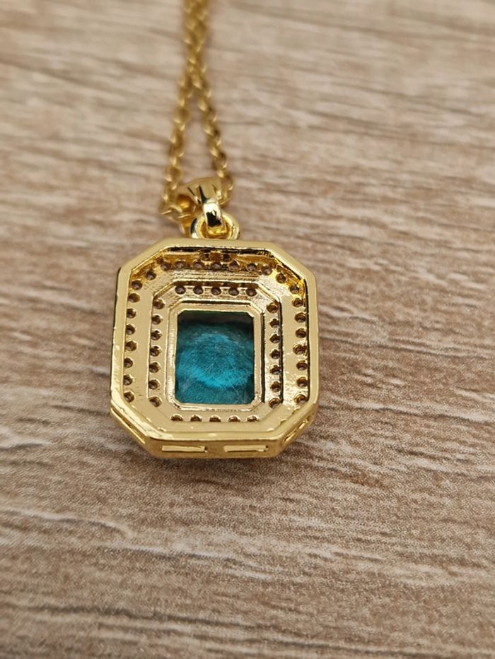 Collier Acier Doré Pendentif Pierre Bleue Cristal - photo numéro 10