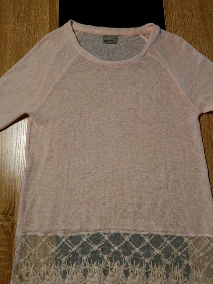 Haut en maille rose pâle avec dentelle blanche Vero Moda taille M - photo numéro 3
