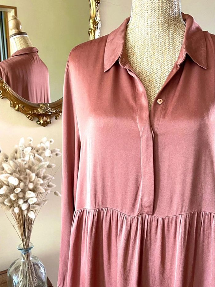 Robe Rose satinée plissée à Manches Longues - Zara - Taille XL - photo numéro 4