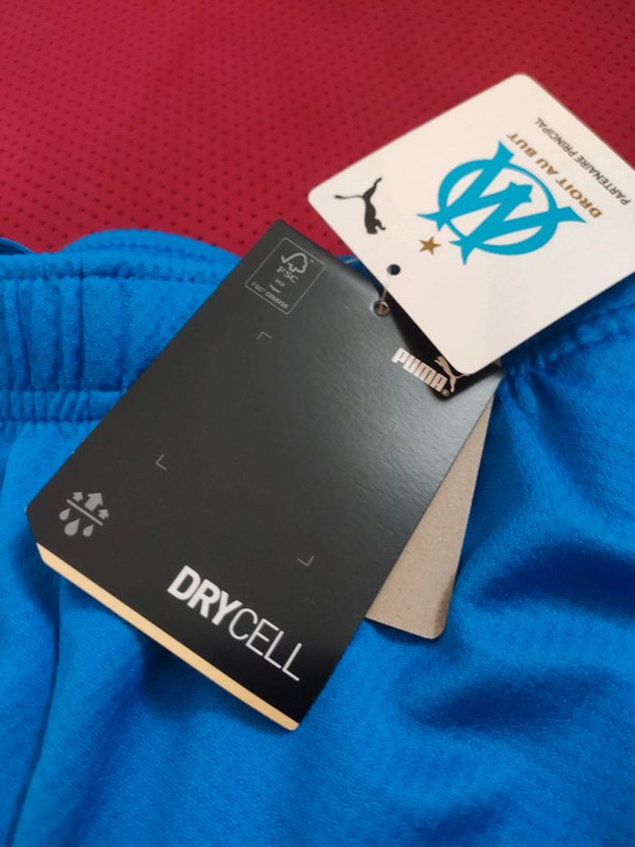 Short Foot OM Marseille+ chaussettes, Puma Authentique Officiel taille Adulte XS, Neuf - photo numéro 8