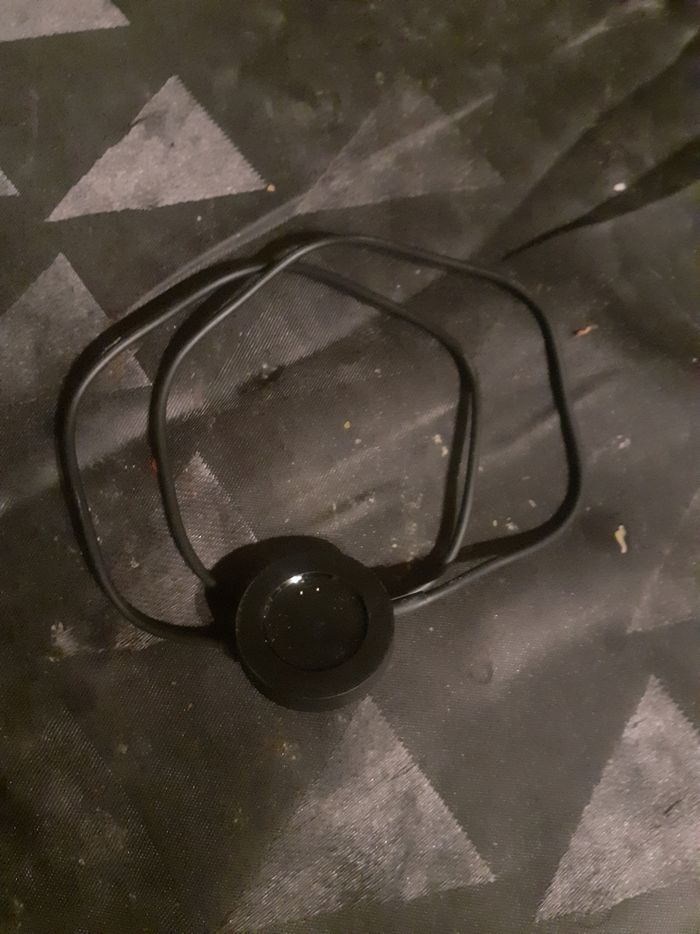 Je vend une montre connecté Bluetooth très bon état meuf - photo numéro 2