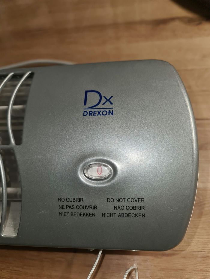 Proche du neuf chauffage mural/Réglette Radiante 1200W de la marque Drexon, - photo numéro 3