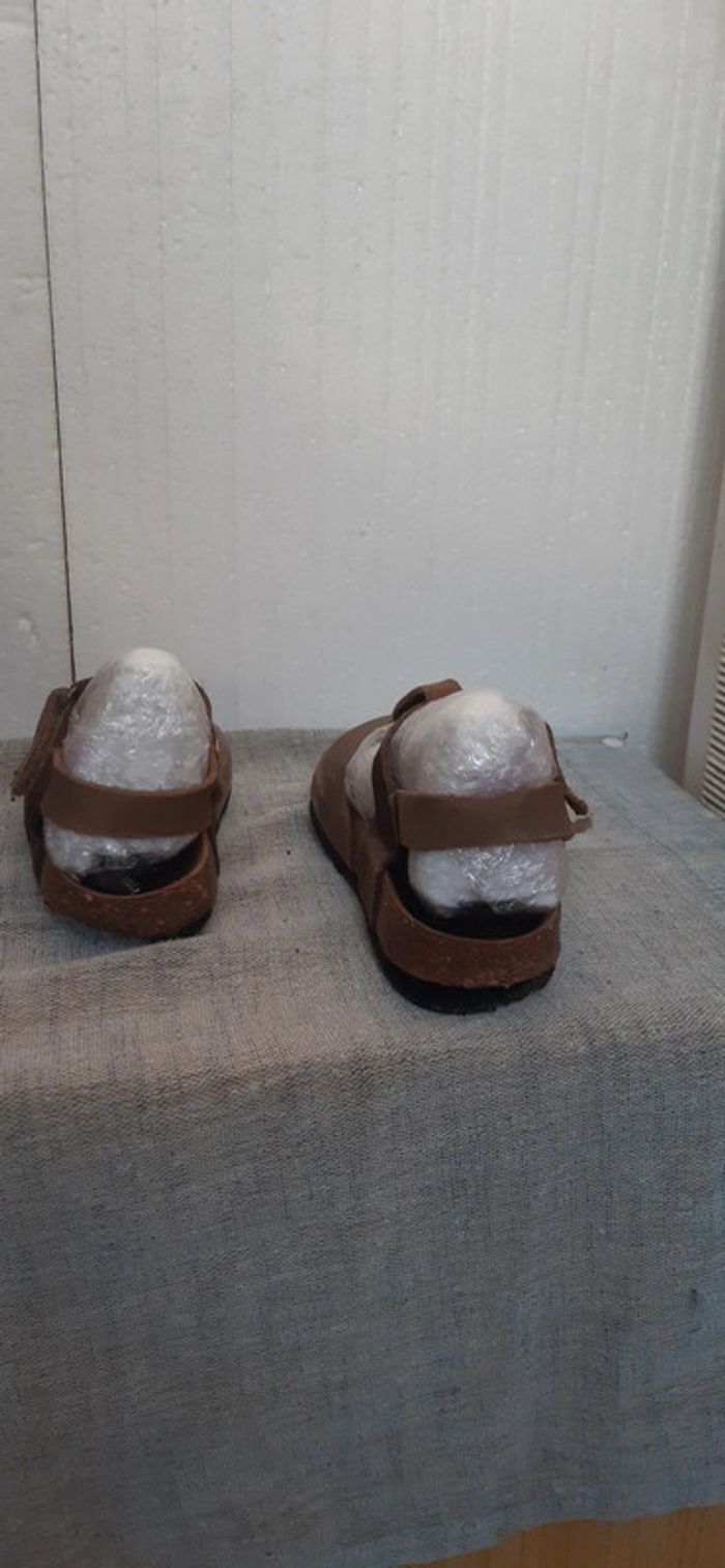 Sandales T 27 - photo numéro 3