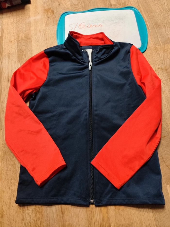 Ensemble jogging - photo numéro 2