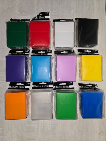 Lot de 12 Deck Box 80+ Ultra Pro