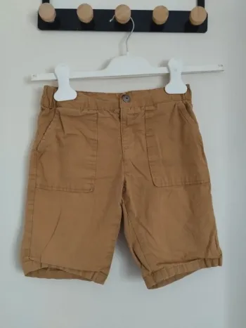 Short taille 8 ans