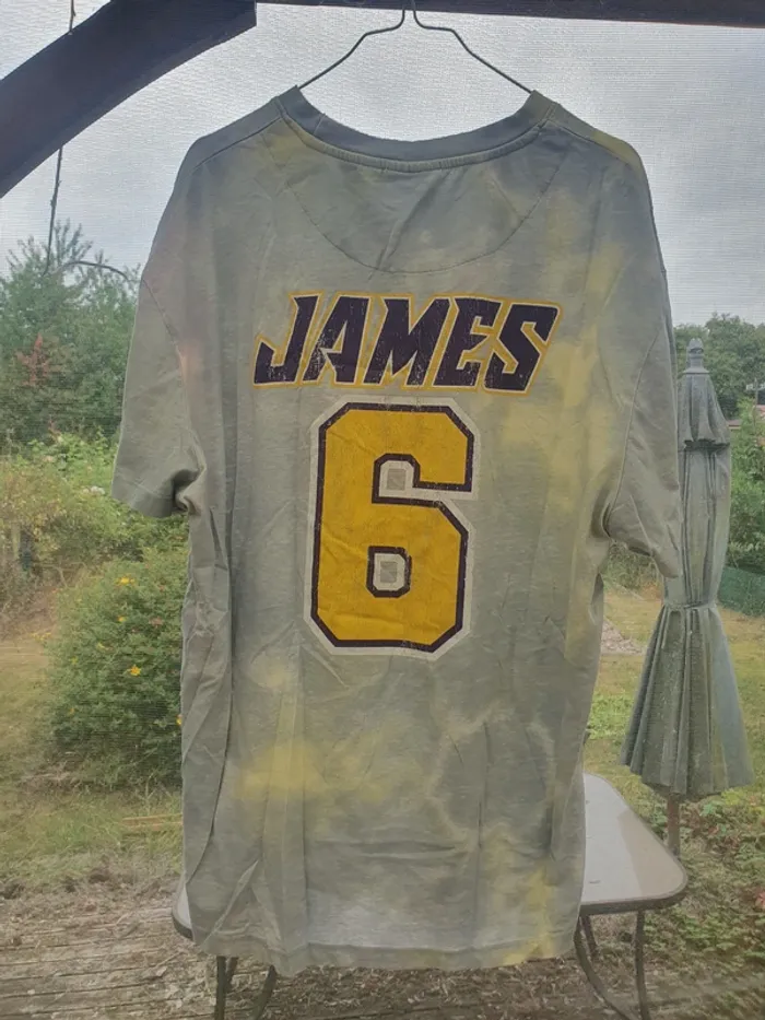 T-shirt NBA Los Angeles Lakers James #6 tie-dye · taille L - photo numéro 4