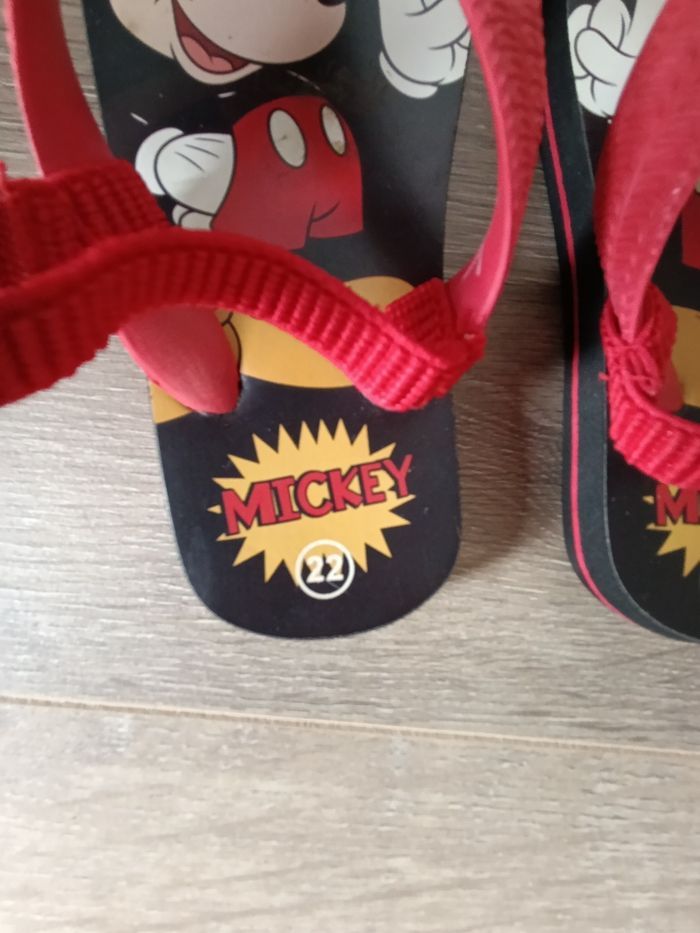 Tong Mickey taille 22 - photo numéro 2