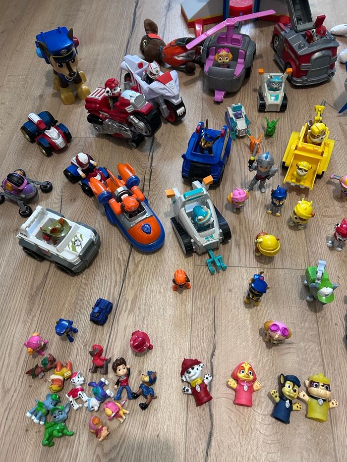 Lot de jouets pat patrouille - photo numéro 5