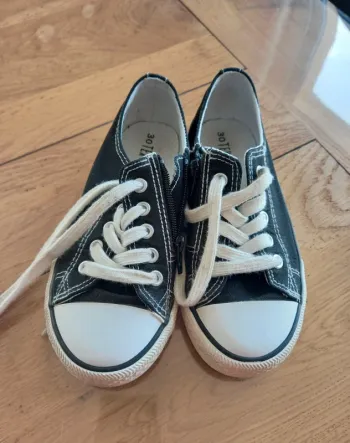 Chaussures taille 30