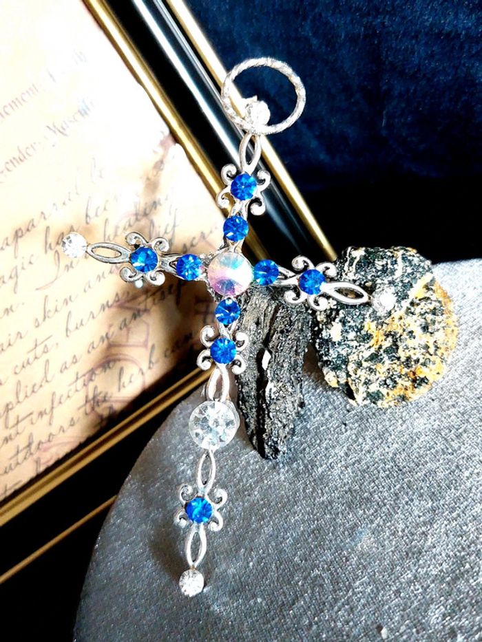 Magnifique croix religieuse style elfique art nouveau - photo numéro 6