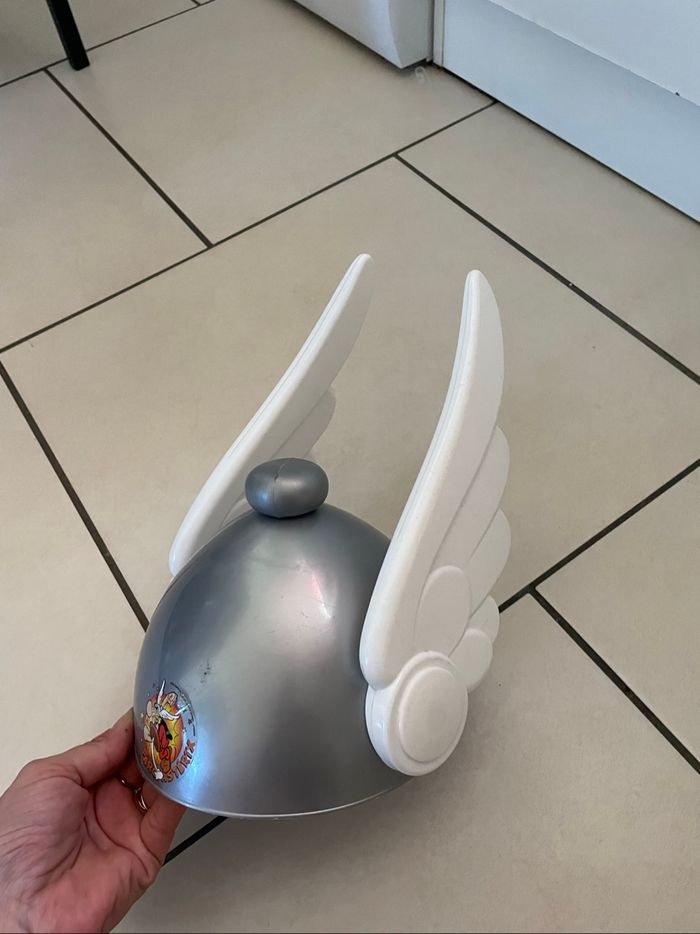 Casque plastique par asterix - photo numéro 2