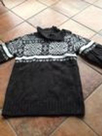 DPAM pull neuf taille 12 ans