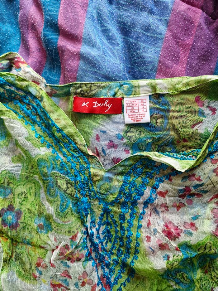 Sublime robe longue cintrée voile et broderie - photo numéro 9