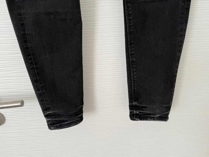 Jean slim skinny noir délavé uni basique simple - photo numéro 2