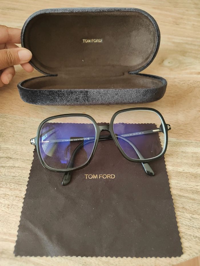 Monture lunette Tom Ford comme neuve - photo numéro 8