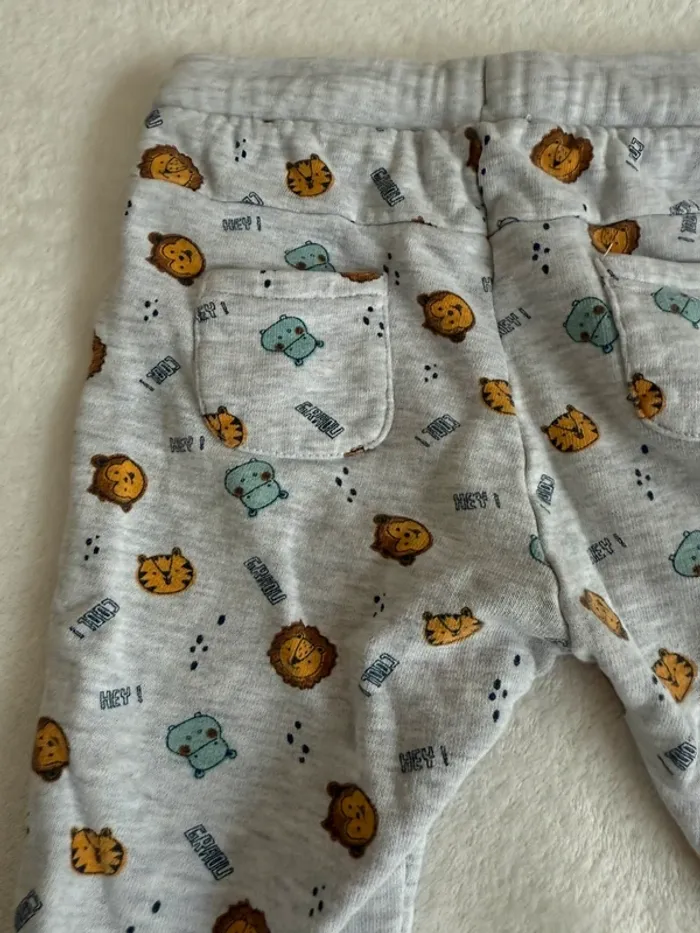 Pantalon taille 18 mois - photo numéro 4