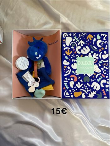 Doudou dinosaure bleu 