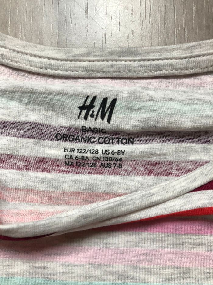 T-shirt longues manches H&M neuf 6-8 ans - photo numéro 3