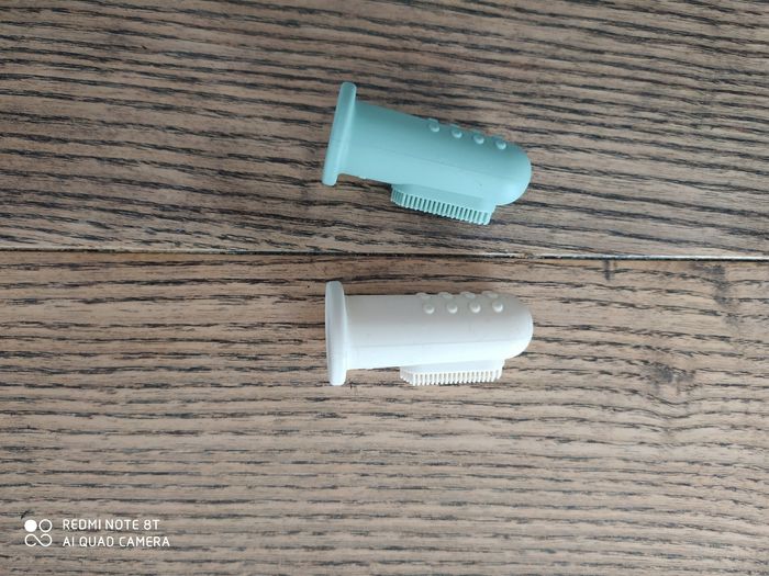 Doigtier brosse à dents en silicone