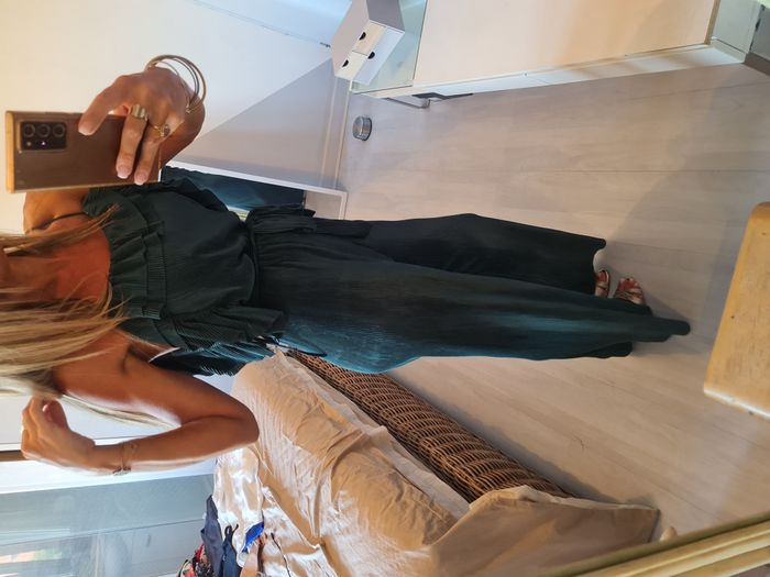 Combinaison verte bouteille plissée épaules découvertes Zara Taille 36