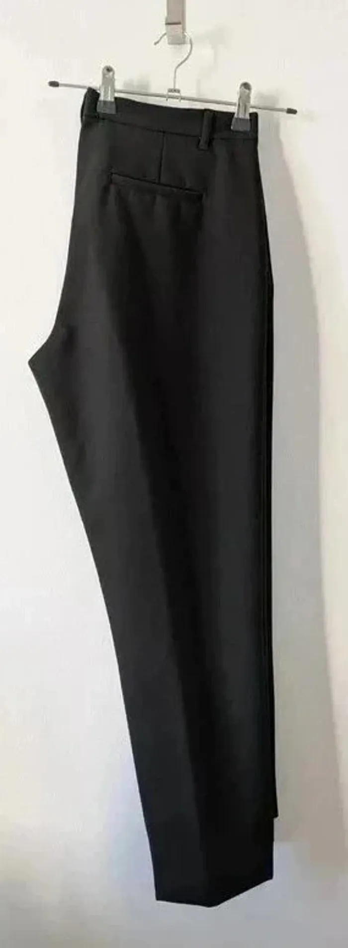 Pantalon noir asymétrique - River Island - taille 42 - photo numéro 2