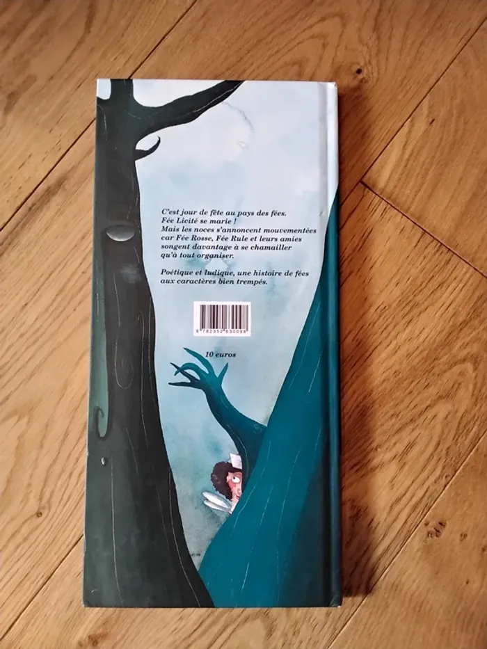 Livre : Sitôt dit sitôt fées - photo numéro 2