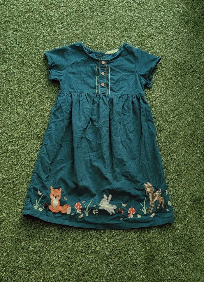 Jolie robe fille 🍀