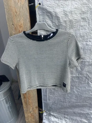 TEE shirt taille S Sixth June parisiennes