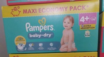 Deux Pampers T4+