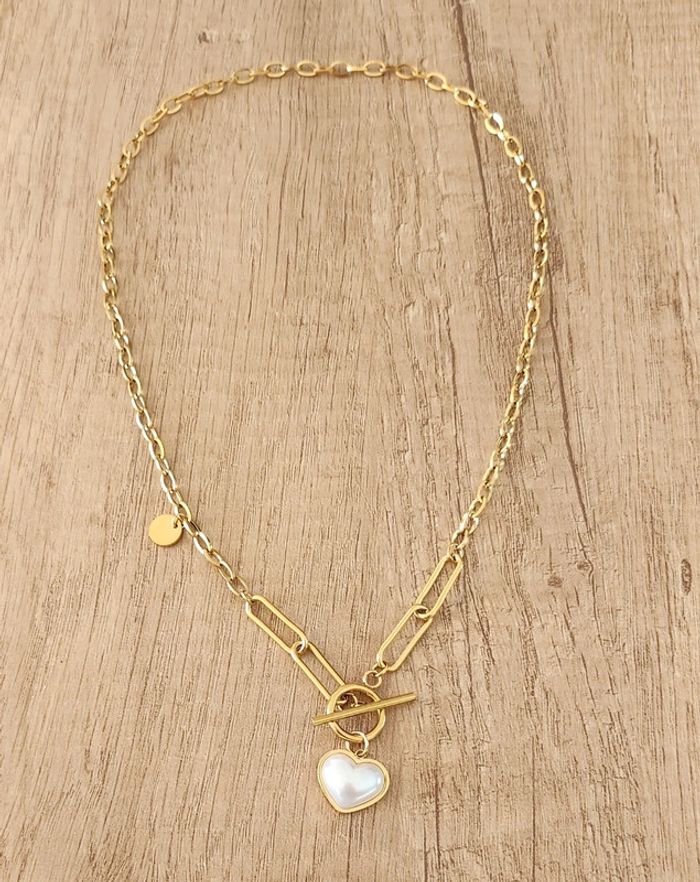 Collier fantaisie doré  cœur nacré