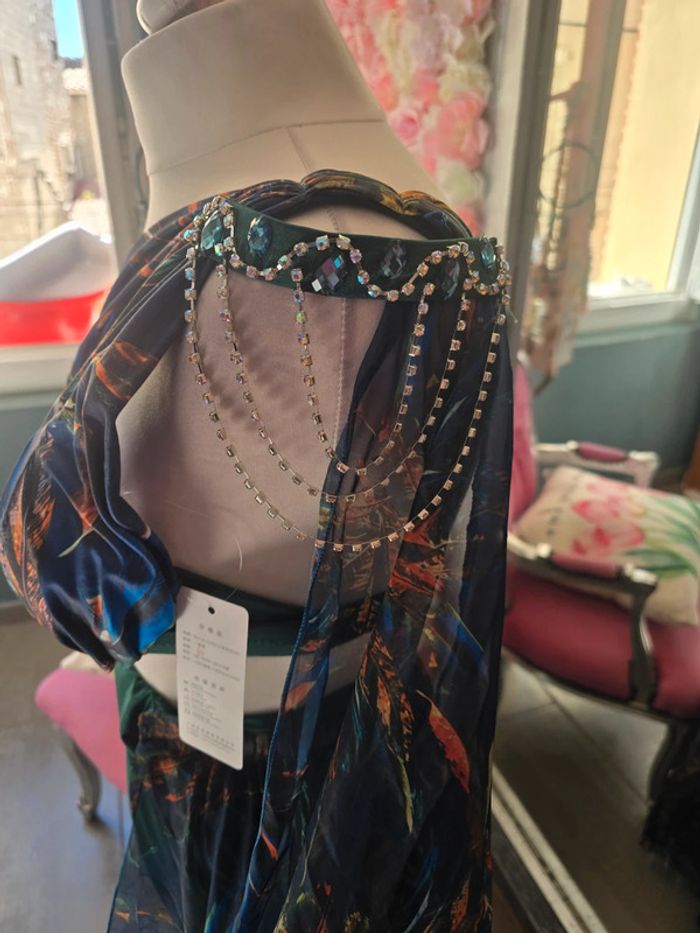 Tenue danse du ventre luxe taille L neuf avec étiquettes - photo numéro 9