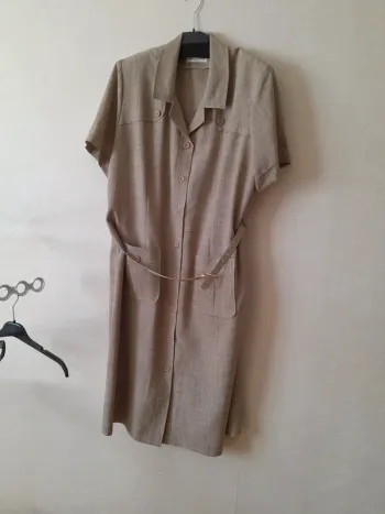 Robe marron claire