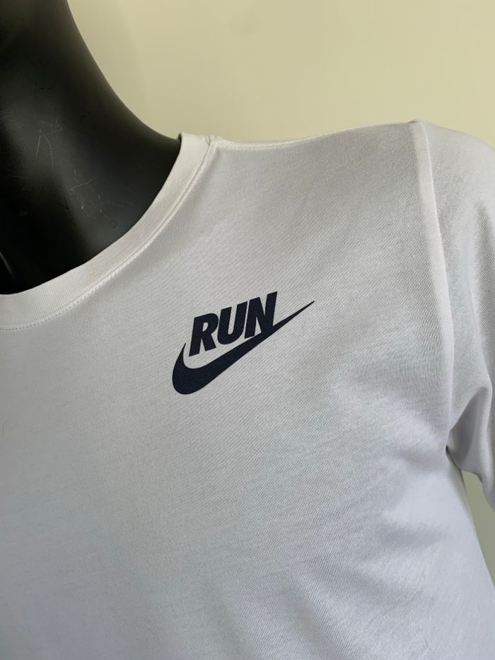 Tee- shirt Nike - taille S - photo numéro 3