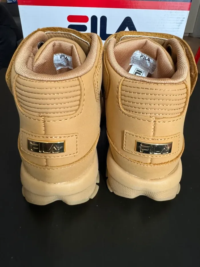 Fila D2 Disruptor Clay Mid Chipmunk taille 37 neuves - photo numéro 4