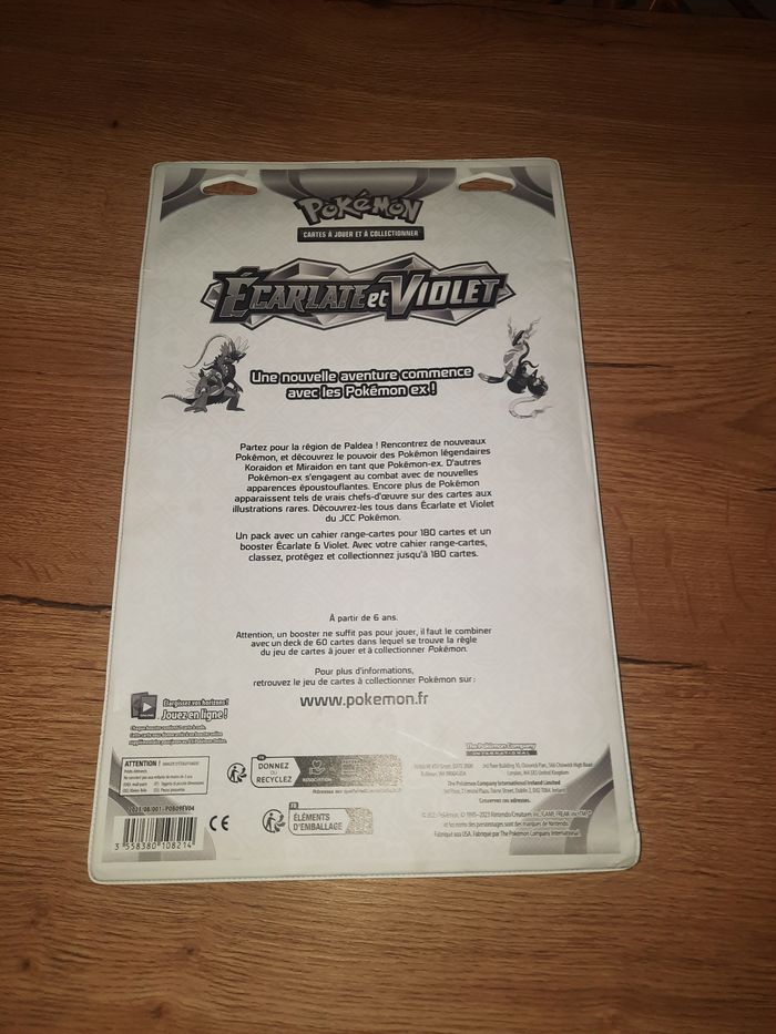 Coffret spécial Pokémon - photo numéro 2