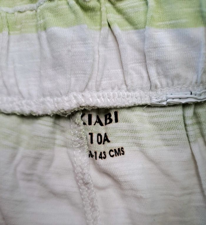 Short blanc vert 10 ans - photo numéro 3