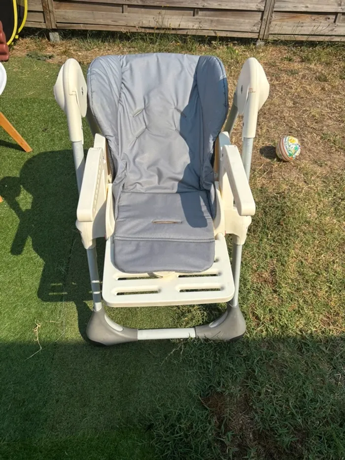 Chaise haute chicco polly 2 en 1 - photo numéro 8