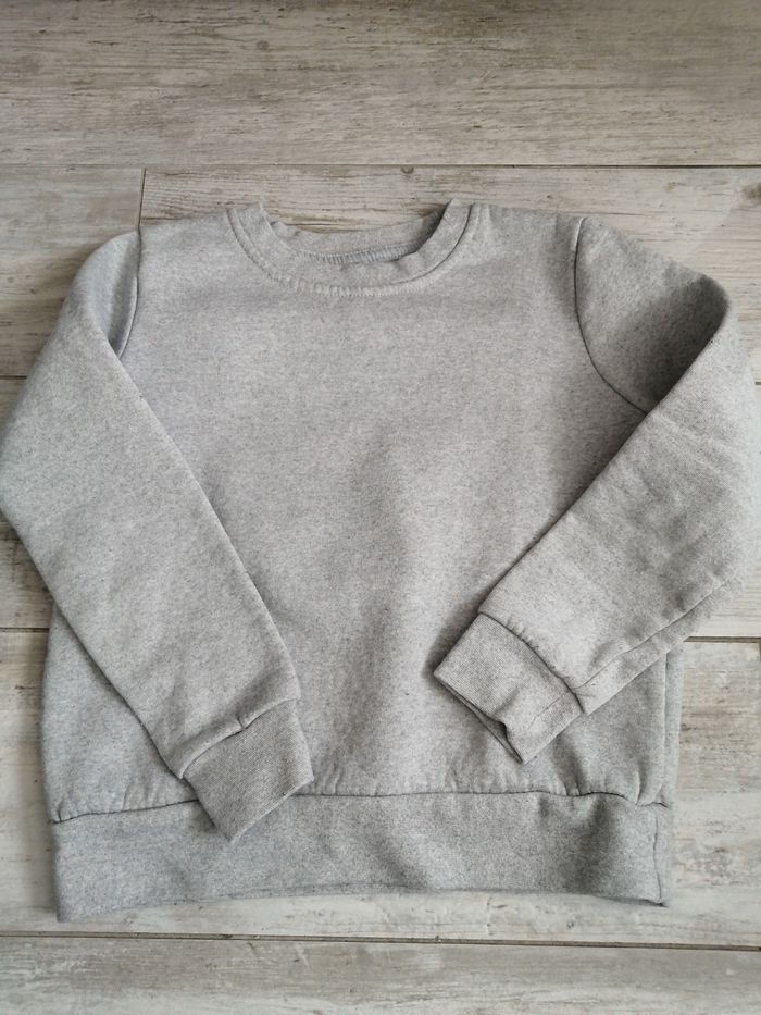 Pull gris 8 ans
